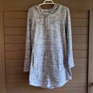 Athleta over-length gray sweater, Size S